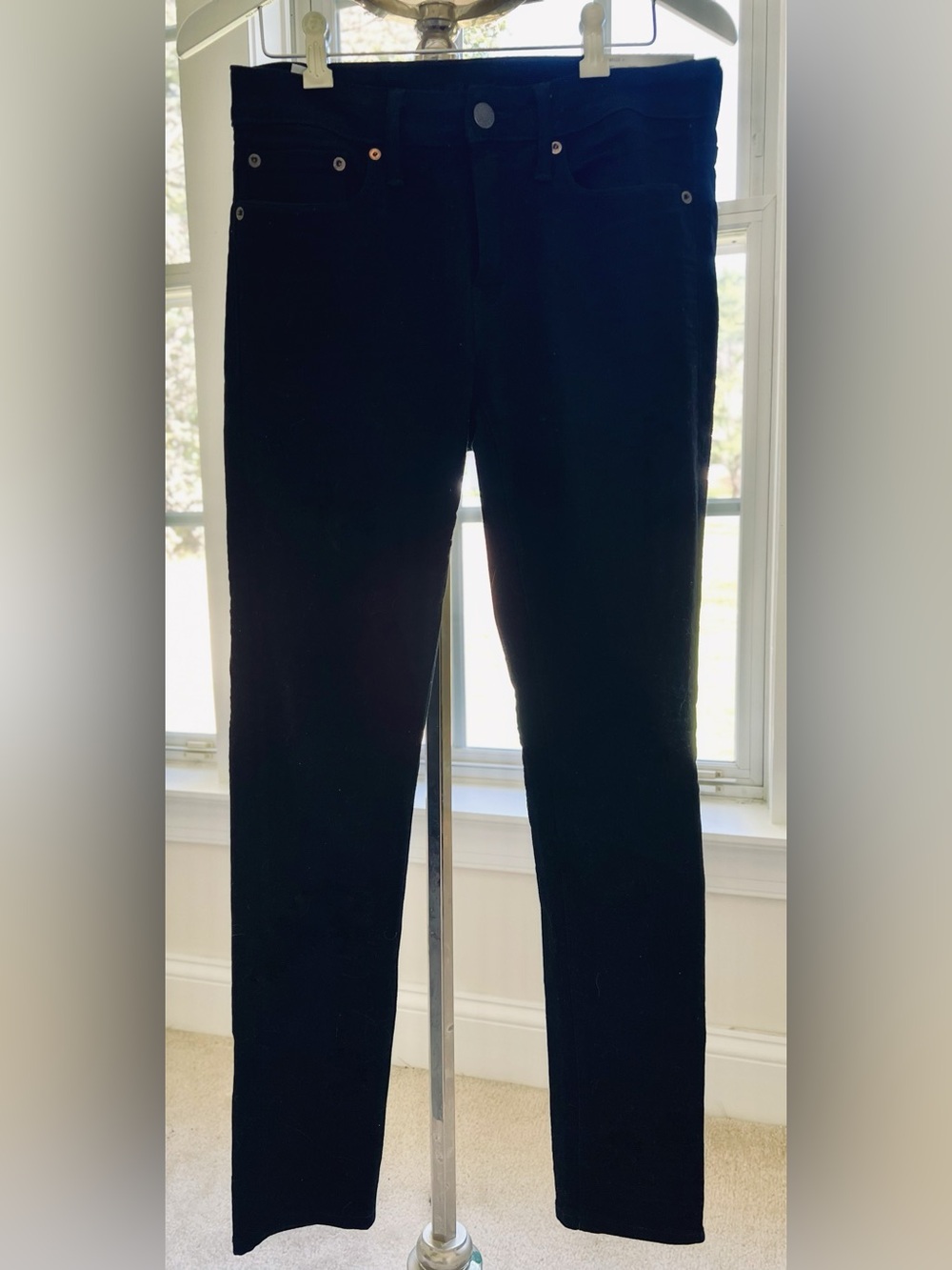 American Eagle Outfitters Men’s Airflex + Black Skinny Jeans 28/30